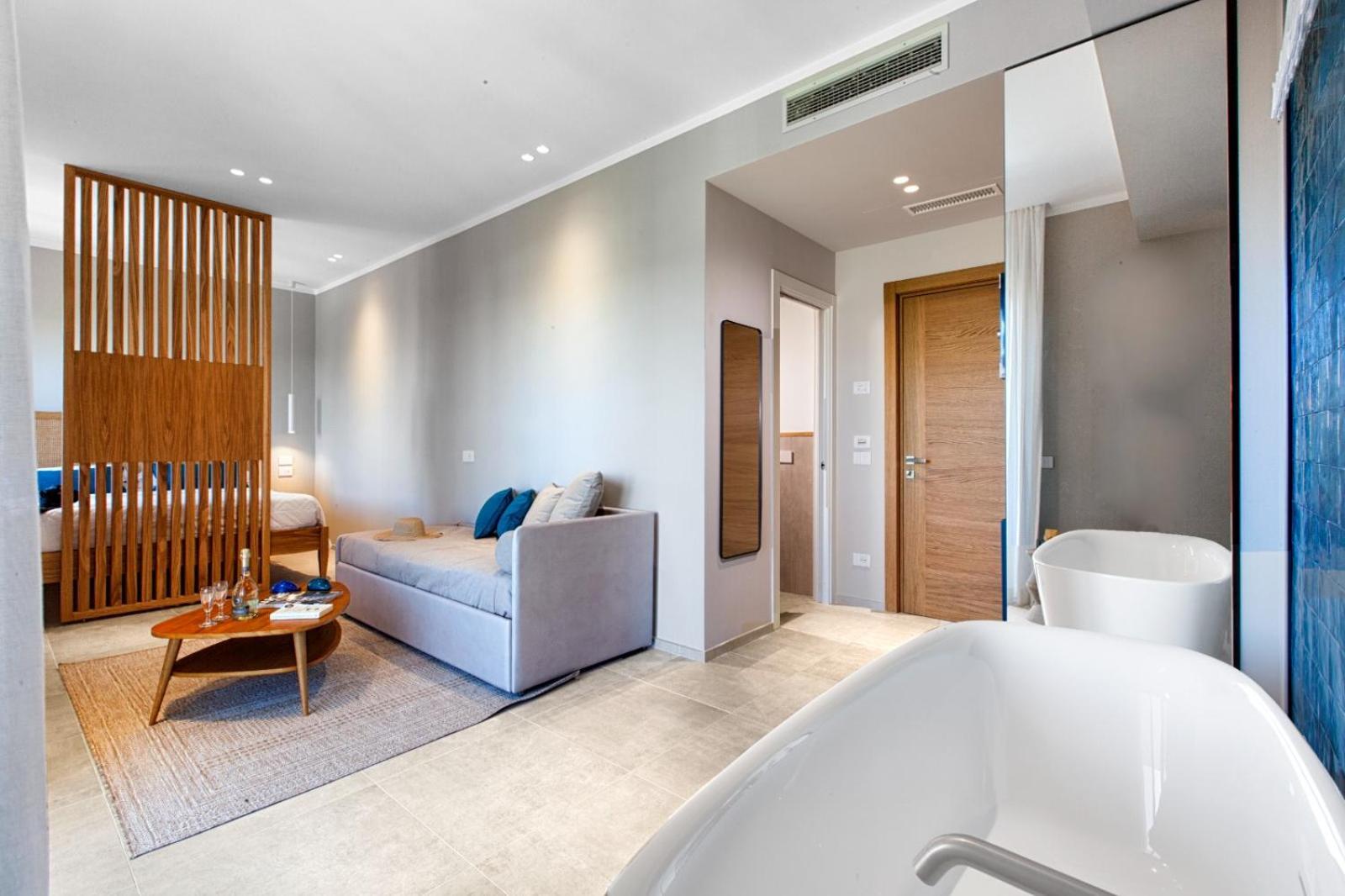 Estate4Home - Suites 21 Соренто Екстериор снимка